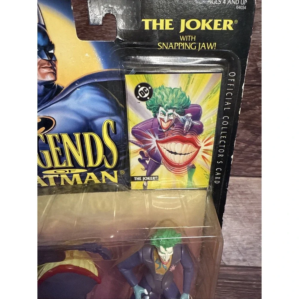 *Collectible Vtg. 1994 Legends of Batman, The Joker with Snapping Jaw Figure NIP